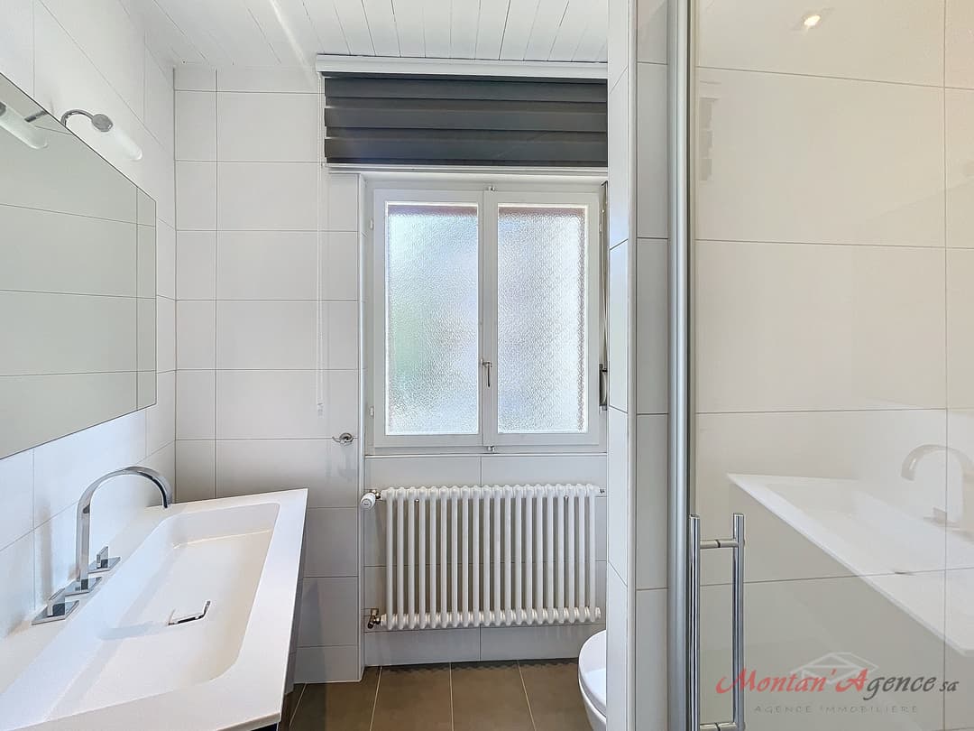 1438 – Appartement – 4pièces – 759.80CHF  – 99 m²
