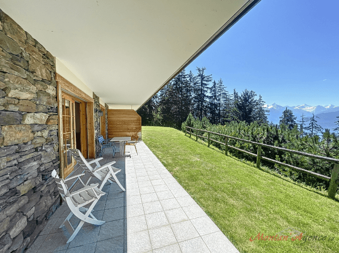 1423 – Appartement 3 pièces –  527.55 CHF – 92m²