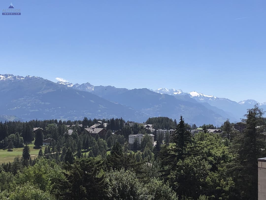 1438 – Appartement – 4pièces – 759.80CHF  – 99 m²