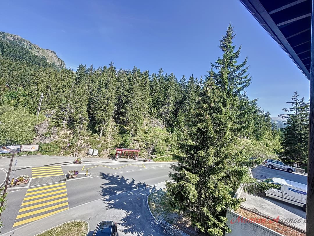 1438 – Appartement – 4pièces – 759.80CHF  – 99 m²