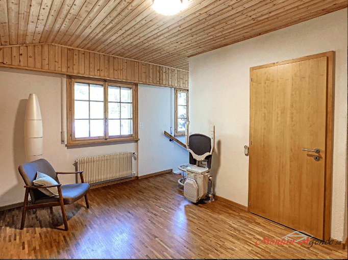 1422 – Maison 7 pièces –  1074.40CHF – 200m²