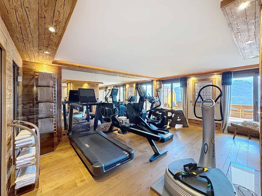 1716 – Appartement 10,5 pièces – 480m²