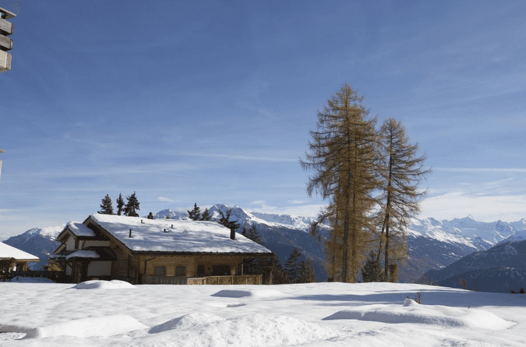 1423 – Appartement 3 pièces –  527.55 CHF – 92m²