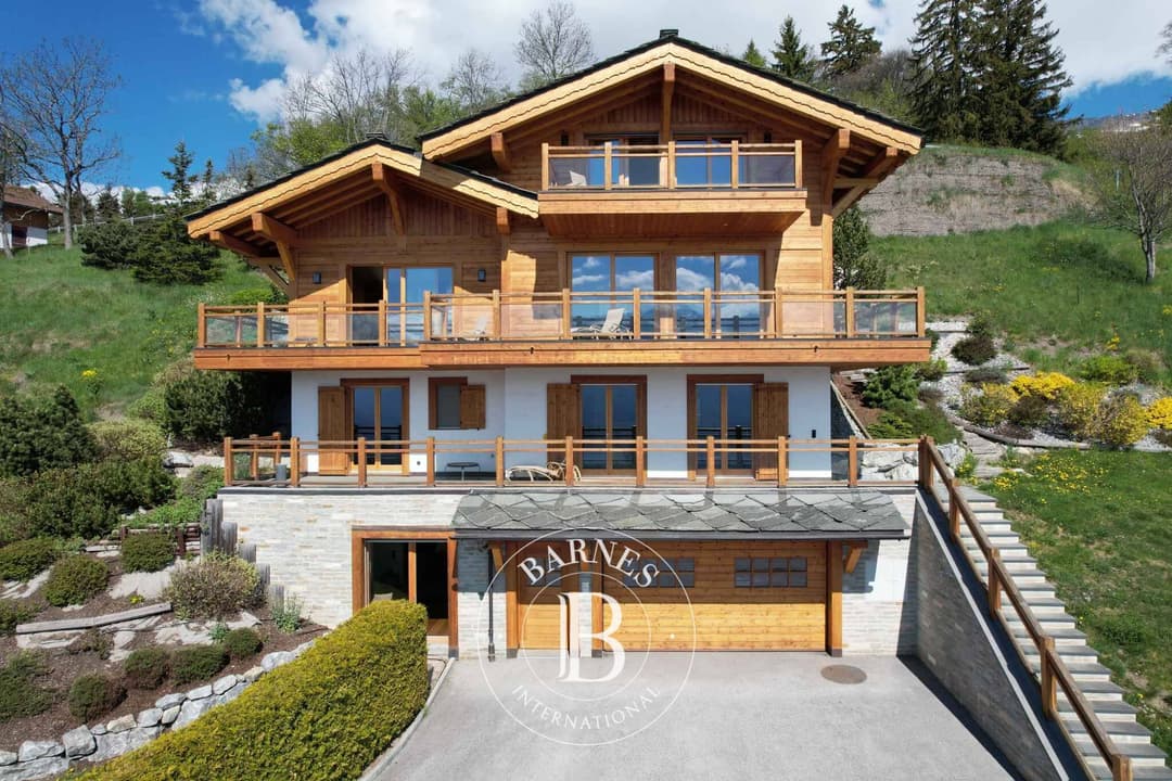 1766 – Maison 7.5 pièces – 4680000 CHF – 460 m²