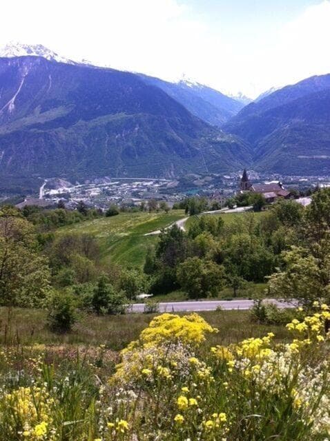 1709 – Terrain  –  230000CHF  – 1841m²