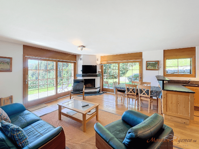 1423 – Appartement 3 pièces –  527.55 CHF – 92m²