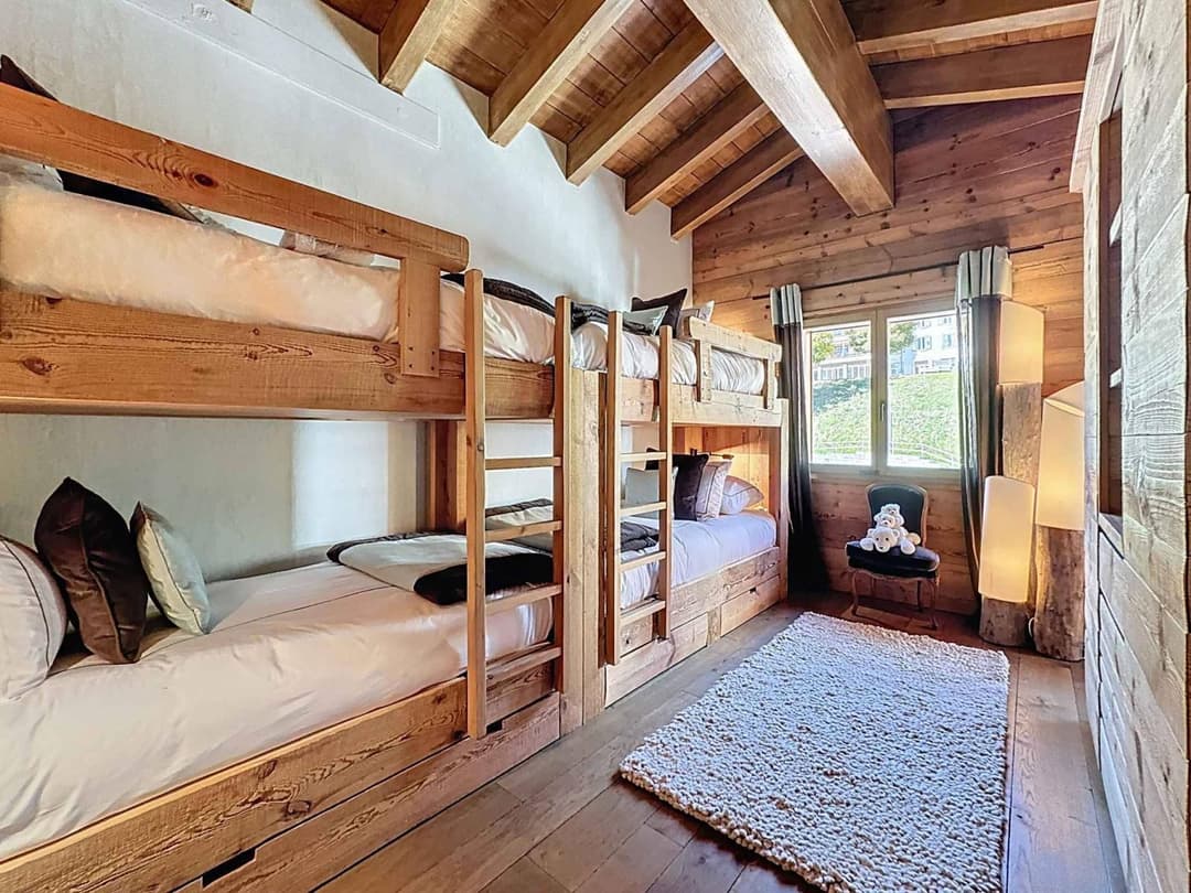 1716 – Appartement 10,5 pièces – 480m²