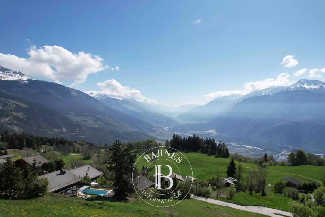 1766 – Maison 7.5 pièces – 4680000 CHF – 460 m²