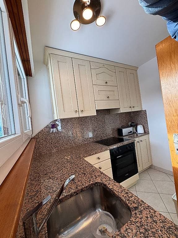 1380 – Appartement – 1.5pièces – 1080CHF – 33 m²