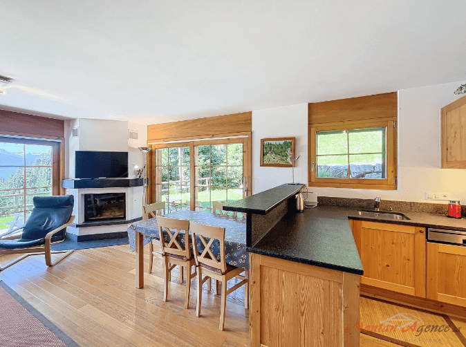 1423 – Appartement 3 pièces –  527.55 CHF – 92m²