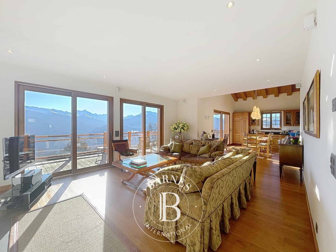 1766 – Maison 7.5 pièces – 4680000 CHF – 460 m²