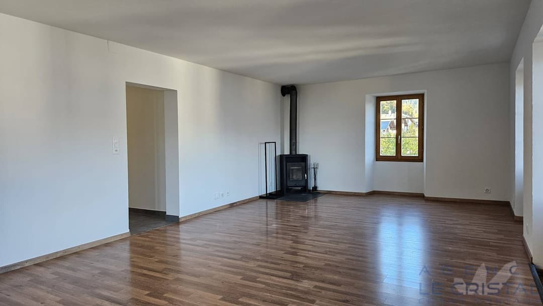 1386 – Appartement – 2pièces – 1100CHF  – 75 m²