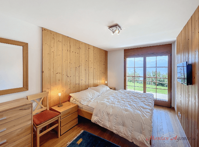 1423 – Appartement 3 pièces –  527.55 CHF – 92m²