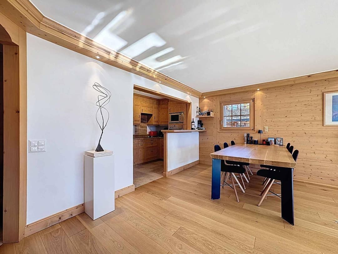 1666 – Appartement – 5.5pièces – 2430000CHF – 135 m²