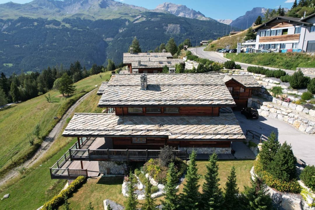 1677 – Maison 14.5 pièces – 13000000 CHF – 1000m²