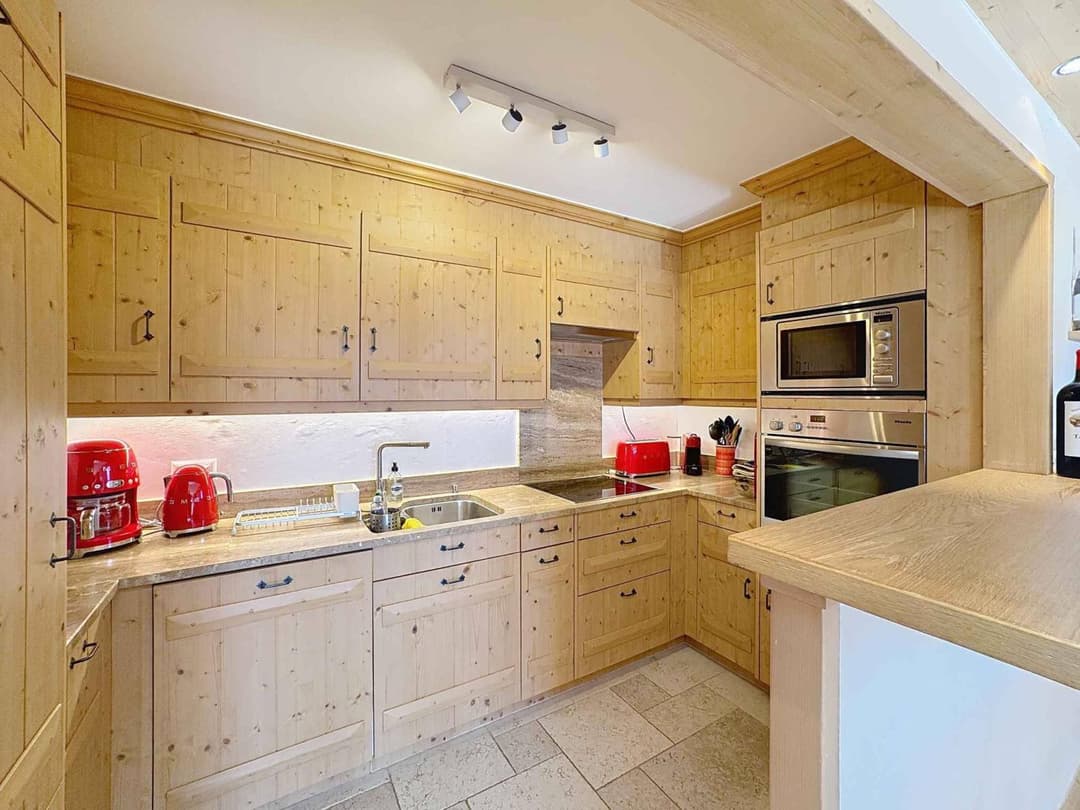 1666 – Appartement – 5.5pièces – 2430000CHF – 135 m²