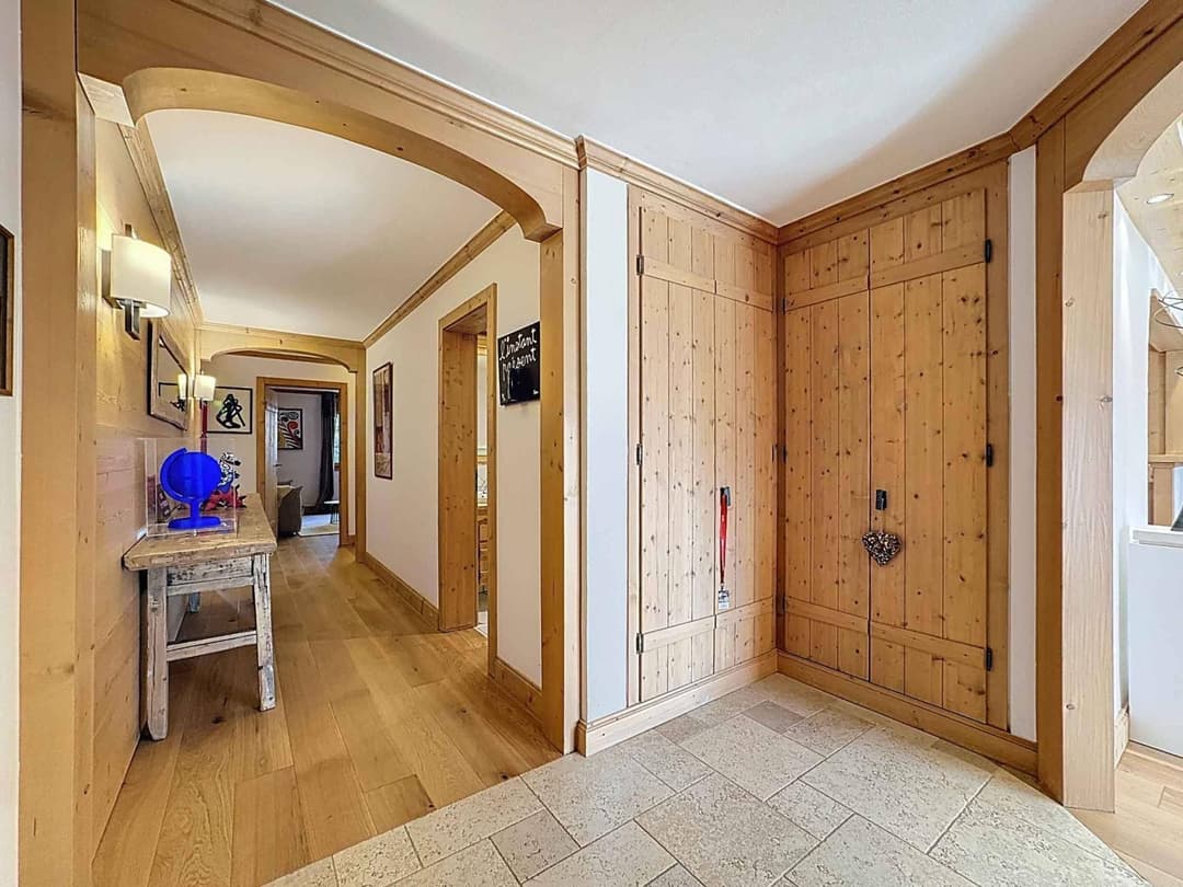 1666 – Appartement – 5.5pièces – 2430000CHF – 135 m²