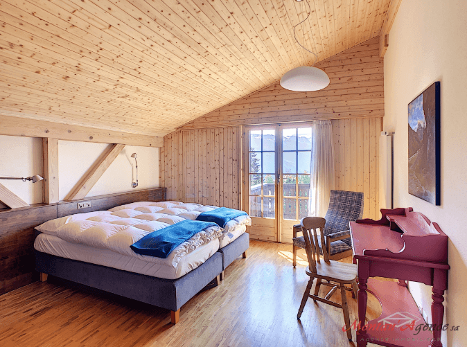 1422 – Maison 7 pièces –  1074.40CHF – 200m²