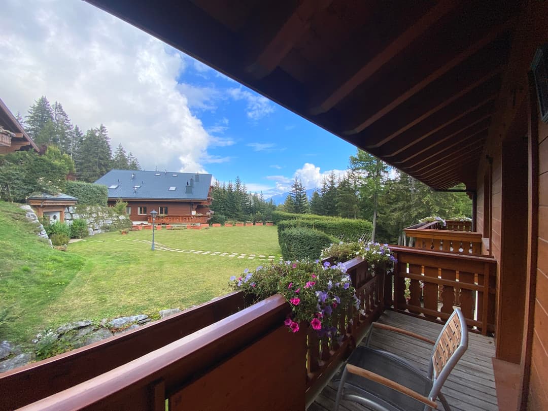 1437- Appartement – 4.5pièces  – 6000CHF – 123m²