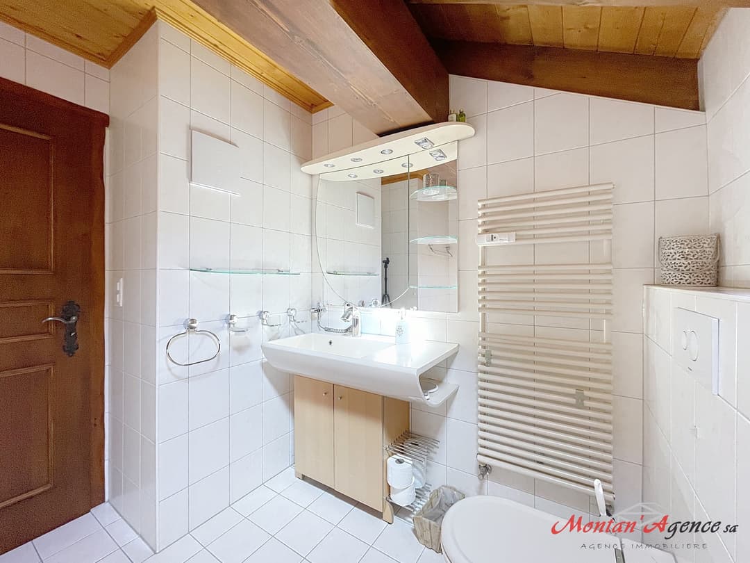 1500 – Appartement – 3pièces – 541.85CHF -110 m²