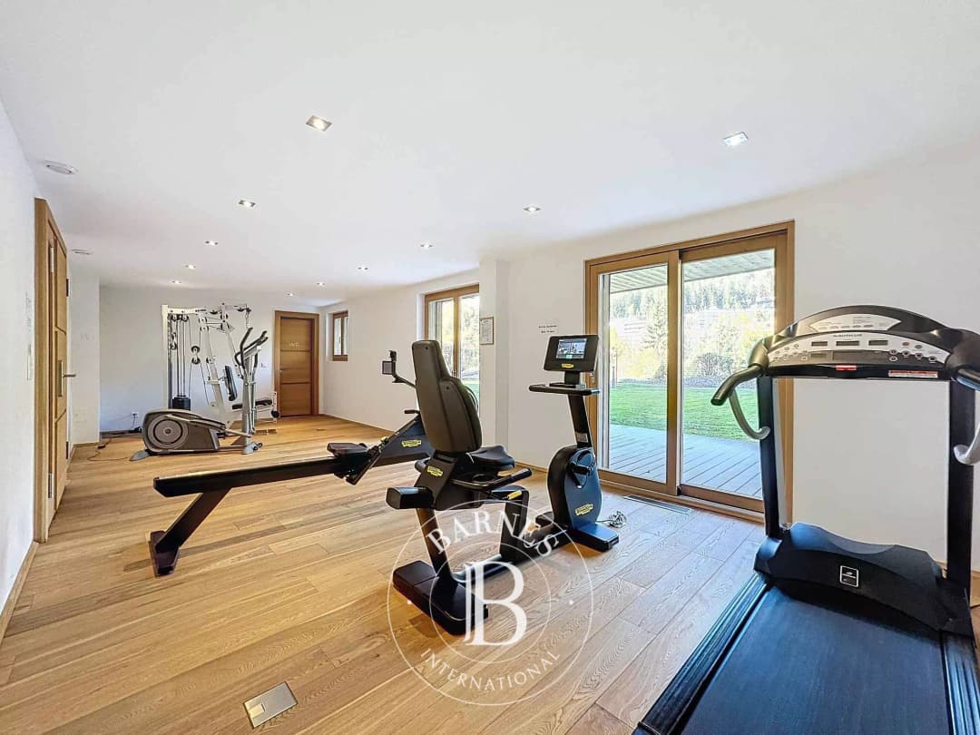 1822 – Appartement – 8.5pièces – 376 m²