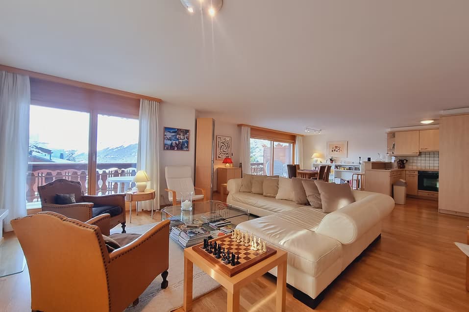 1816 – Appartement – 4.5pièces – 1990000CHF  – 143 m²