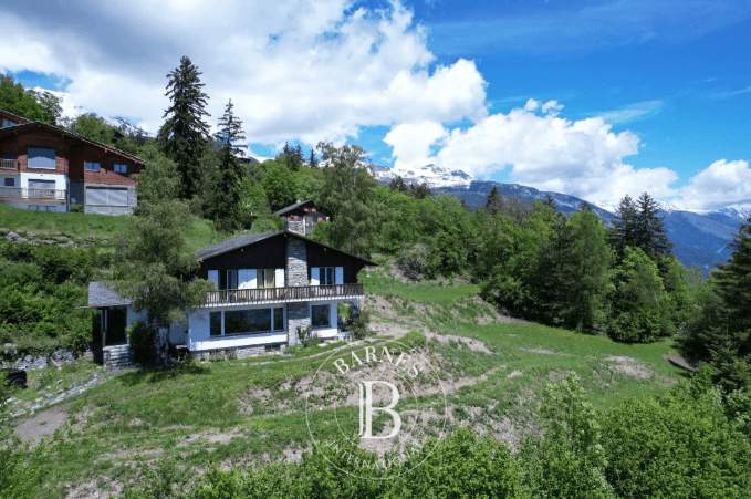 1823 – Terrain – 2485000 CHF – 226m2