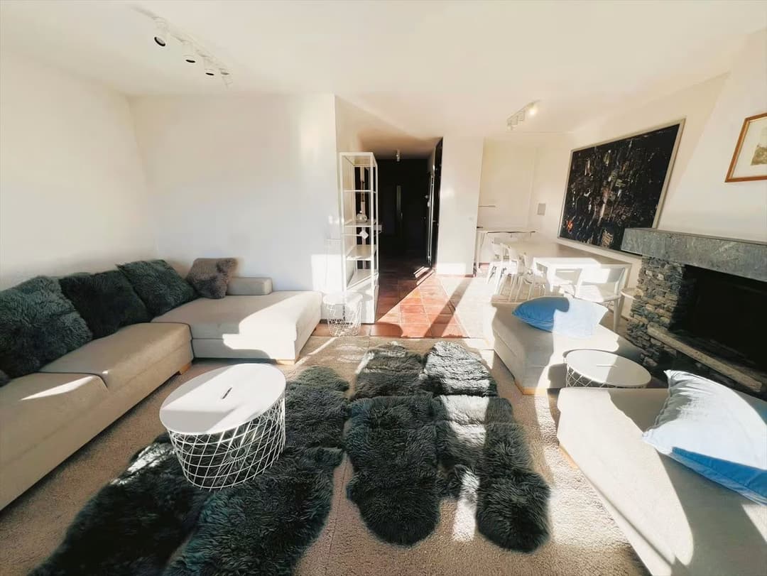 1453 – Appartement 4.5 pièces – 2100 CHF – 77 m²