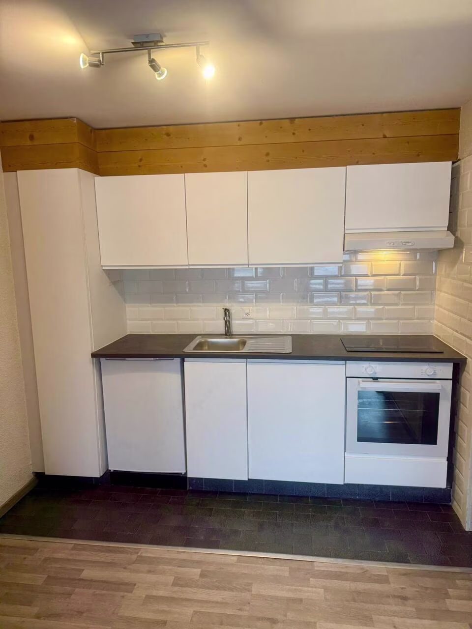 1496 – Appartement – 1200CHF