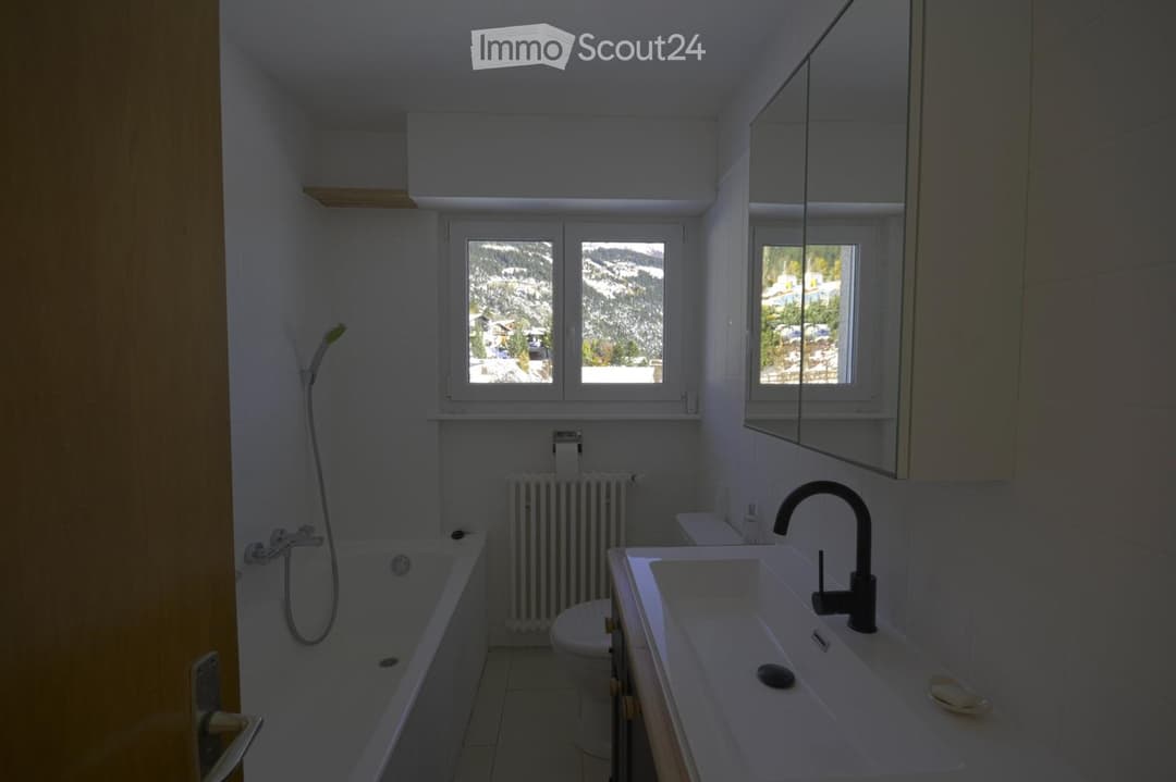 1511 – Maison  – 6pièces – 2800CHF – 200 m²