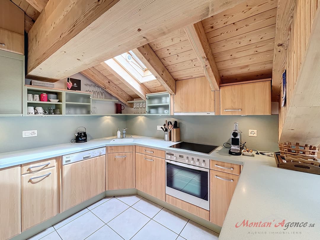 1500 – Appartement – 3pièces – 541.85CHF -110 m²