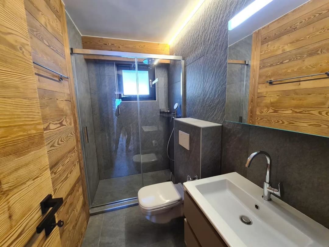 1525 – Appartement – 4.5pièces – 4300CHF – 128 m²