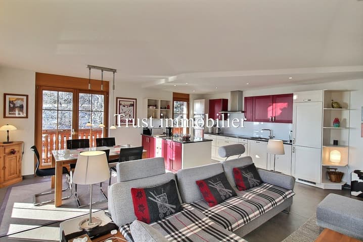 1825 – Appartement 4.5 pièces –  1050000CHF – 126m²