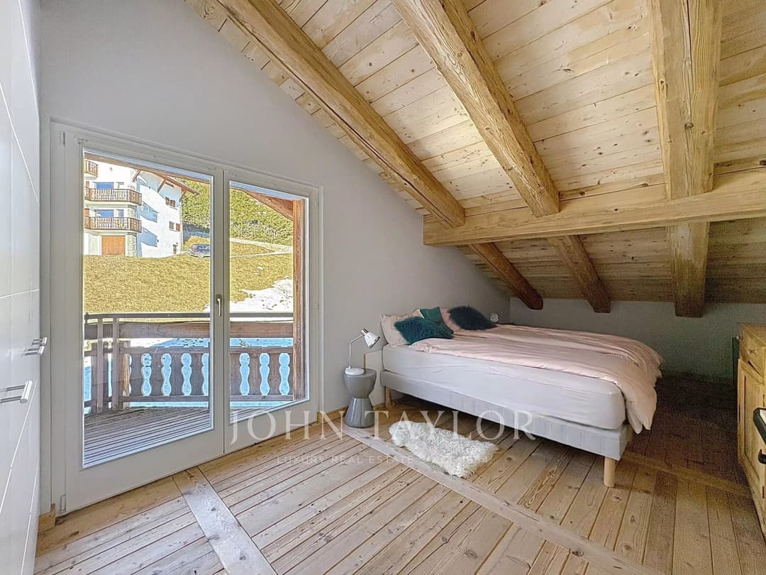 1813 – Appartment 5.5 pièces – 200 m2