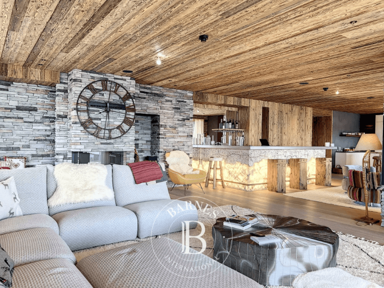 1826 – Appartement 4.5 pièces – 231 m²