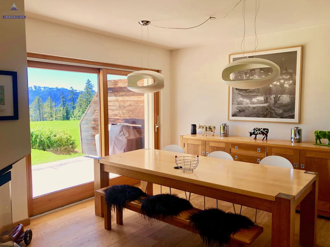 1468 – Appartement – 4.5pièces  – 102 m²