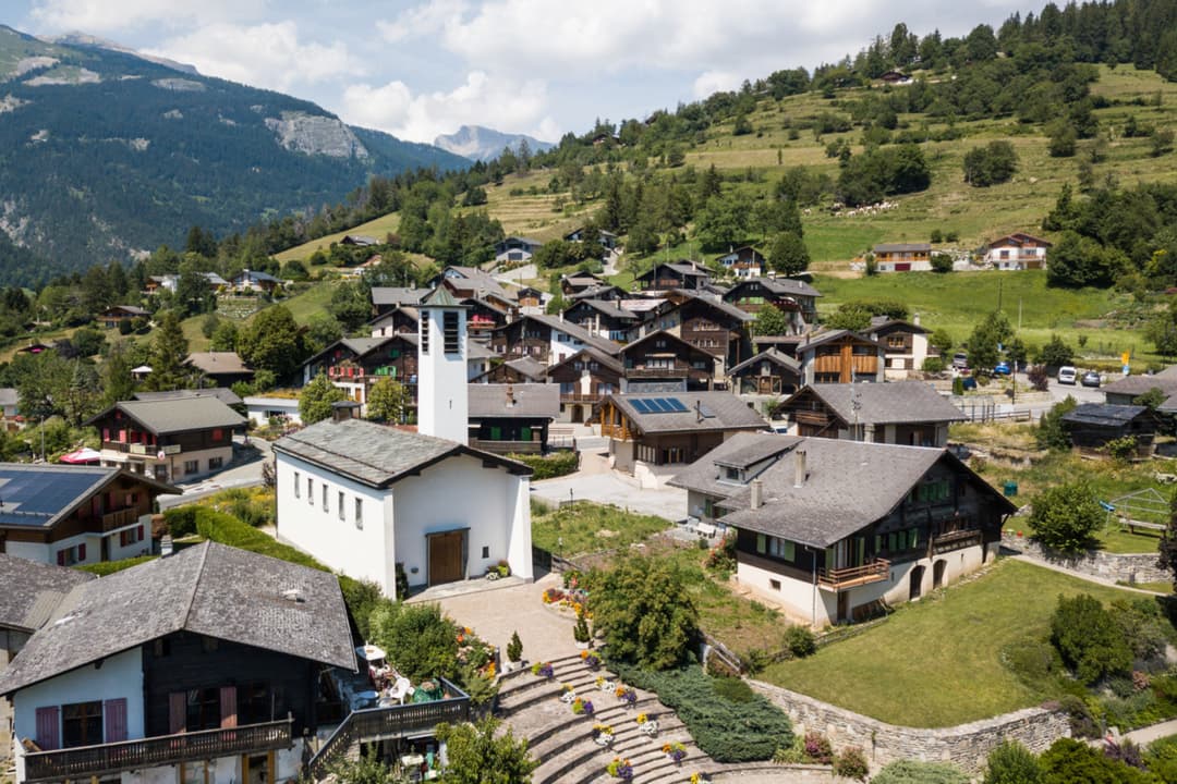 1887 – Terrain – 466800CHF –  1556 m²