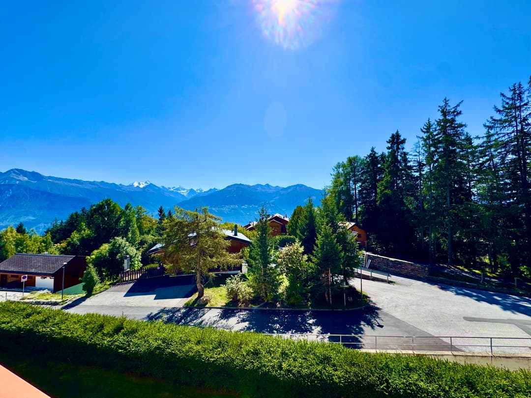 1571 – Appartement 3,5 pièces –  2000CHF – 85 m²