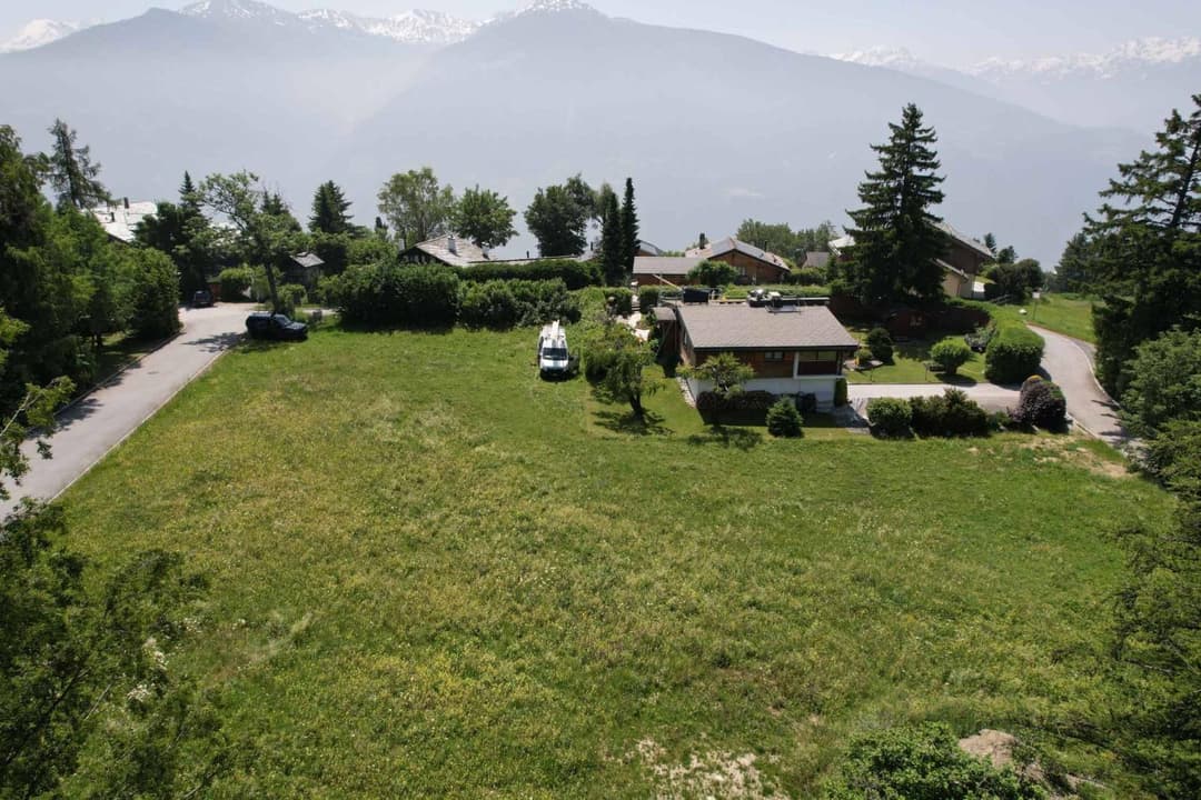 1914 – Terrain –  2445000 CHF – 2445 m²