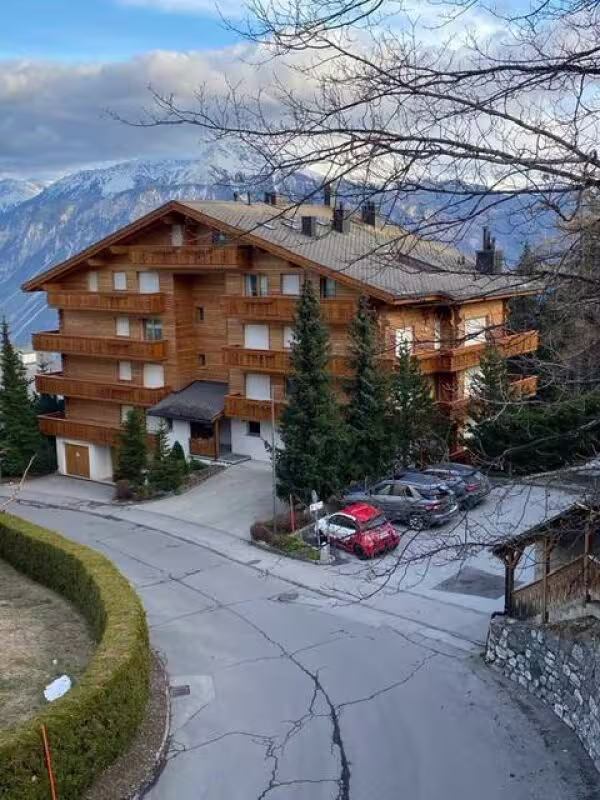 1568 – Appartement – 2.5pièces –  1700CHF – 47 m²