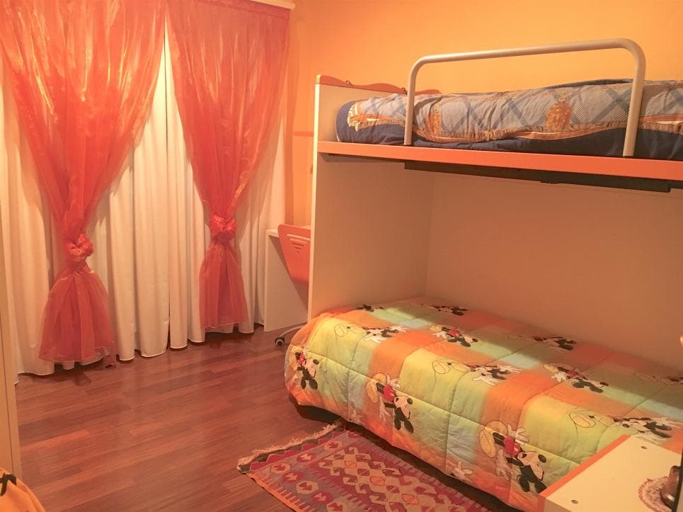 1570 – Appartement – 4.5pièces – 2800CHF – 120 m²