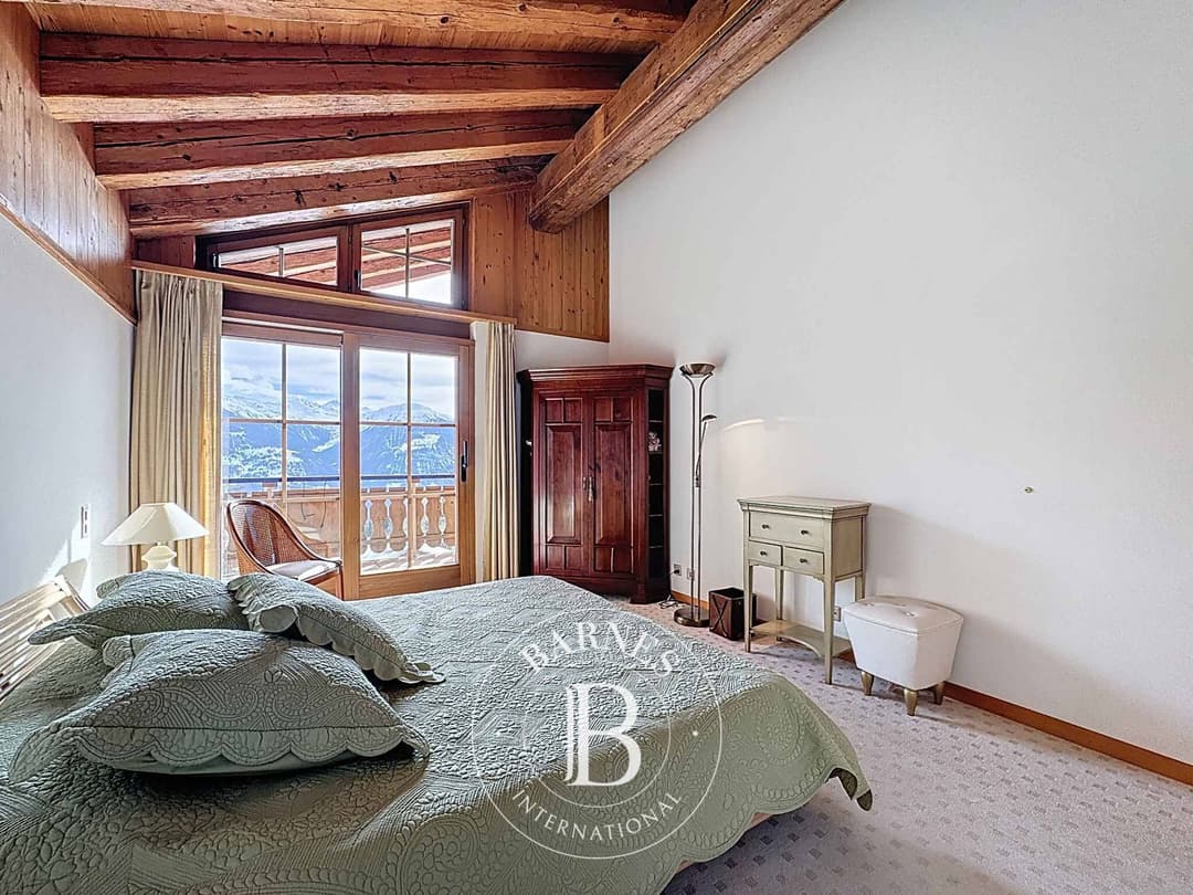 2008 – Appartement 6,5 pièces – 4700000CHF – 248m²