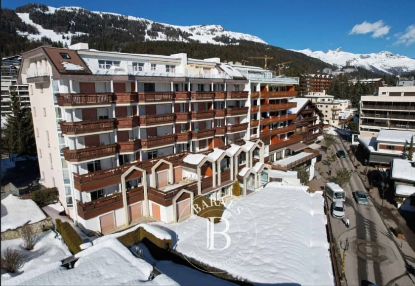 1996 – Appartement – 7.5pièces – 4950000CFH – 226 m²