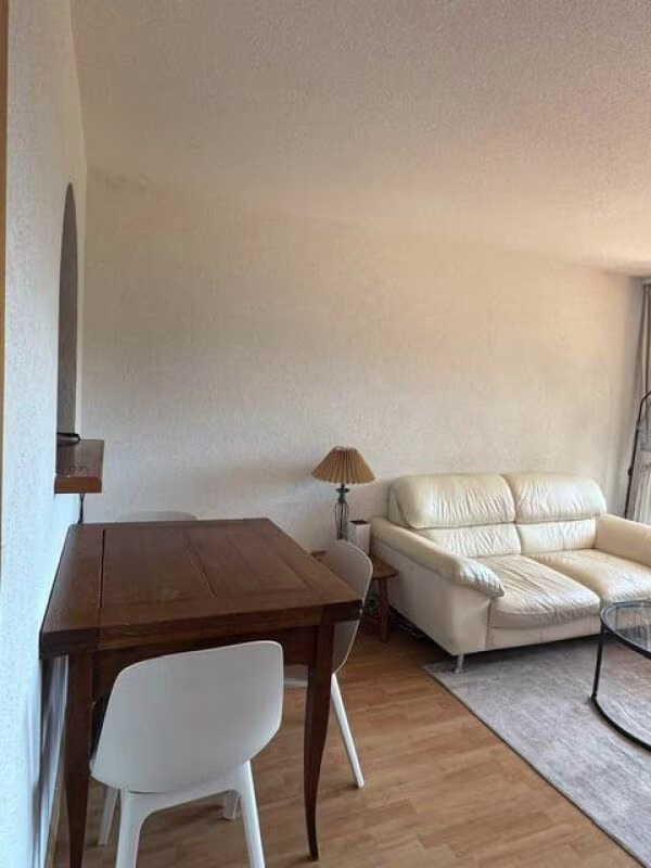 1568 – Appartement – 2.5pièces –  1700CHF – 47 m²