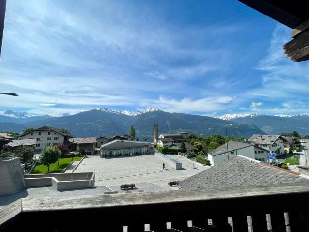 1976 – Appartement 2.5 pièces – 395000 CHF – 65 m²