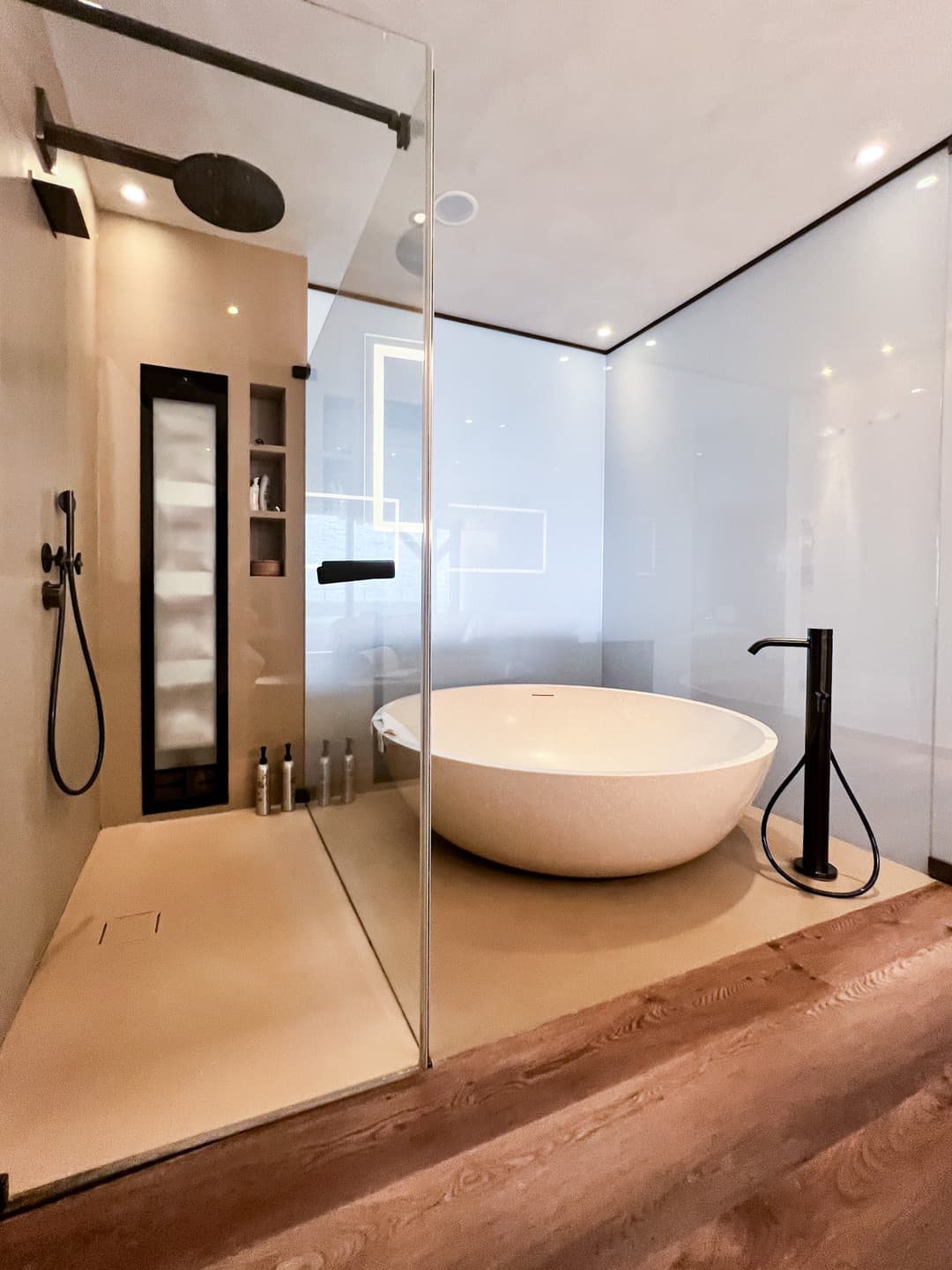 1892 – Appartement  – 300 m²