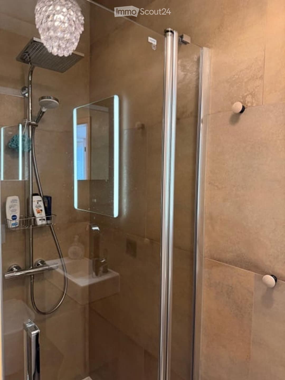 1642 – Maison – 5.5pièces –  4750CHF – 147 m²