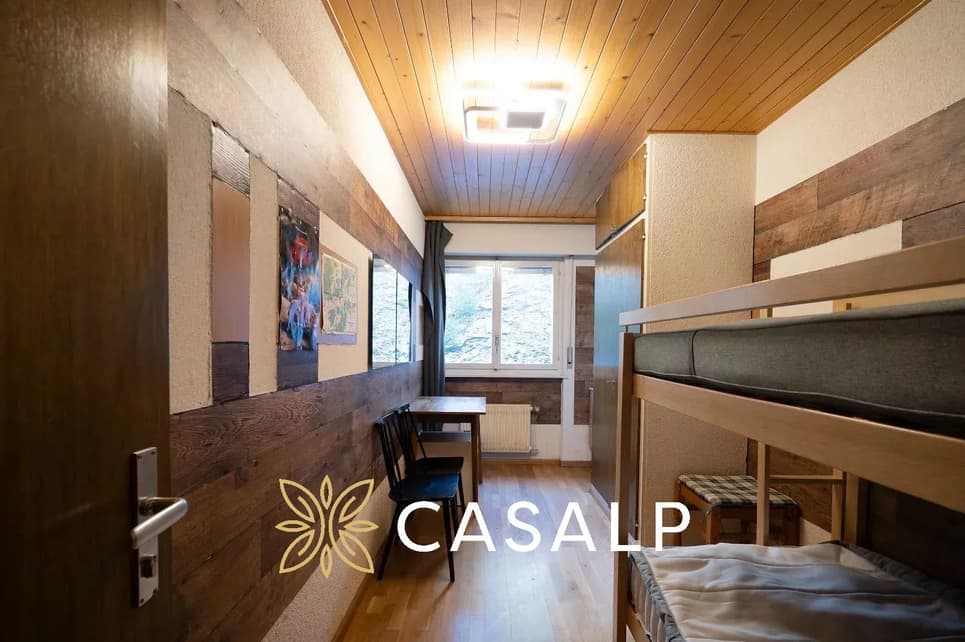 2075 – Appartement – 1pièce – 100000CHF  – 10 m²