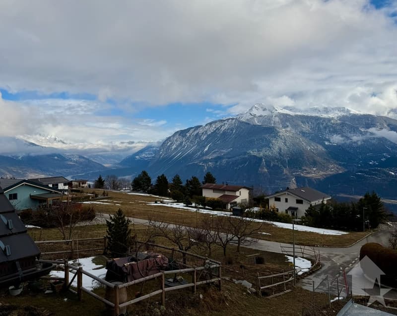 2073 – Maison – 300000 CHF – 120 m²