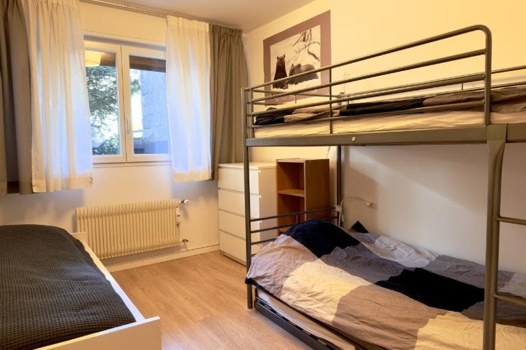 1711 – Appartement 4 pièces –  2450CHF – 114m²